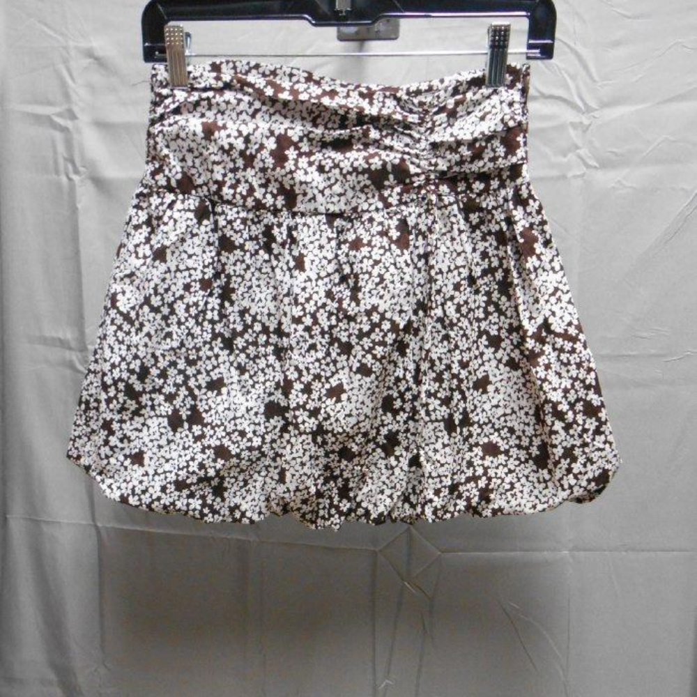 Speechless brown w/white floral bubble skirt 3 - Picture 1 of 2